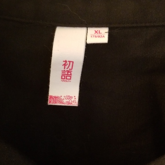 Black Graffiti Blouse - Picture 4 of 5